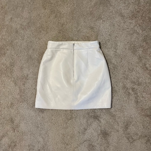 Wilfred patio leather mini skirt - Picture 3 of 6